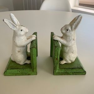 A SET OF TWO WHITE RABBIT CAST IRON BOOK ENDS